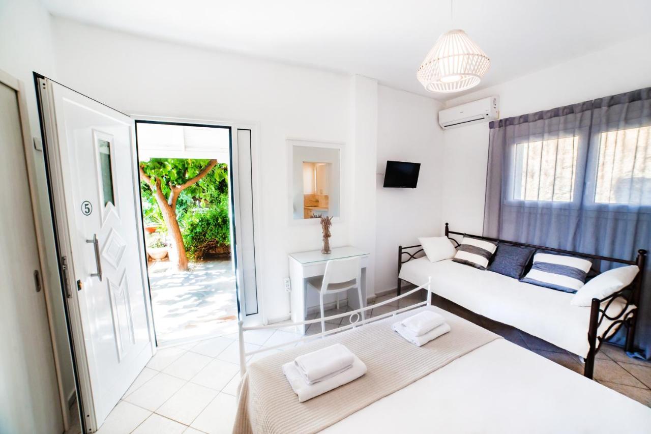 Filia Rooms & Apartments Agioi Apostoloi  Exterior photo